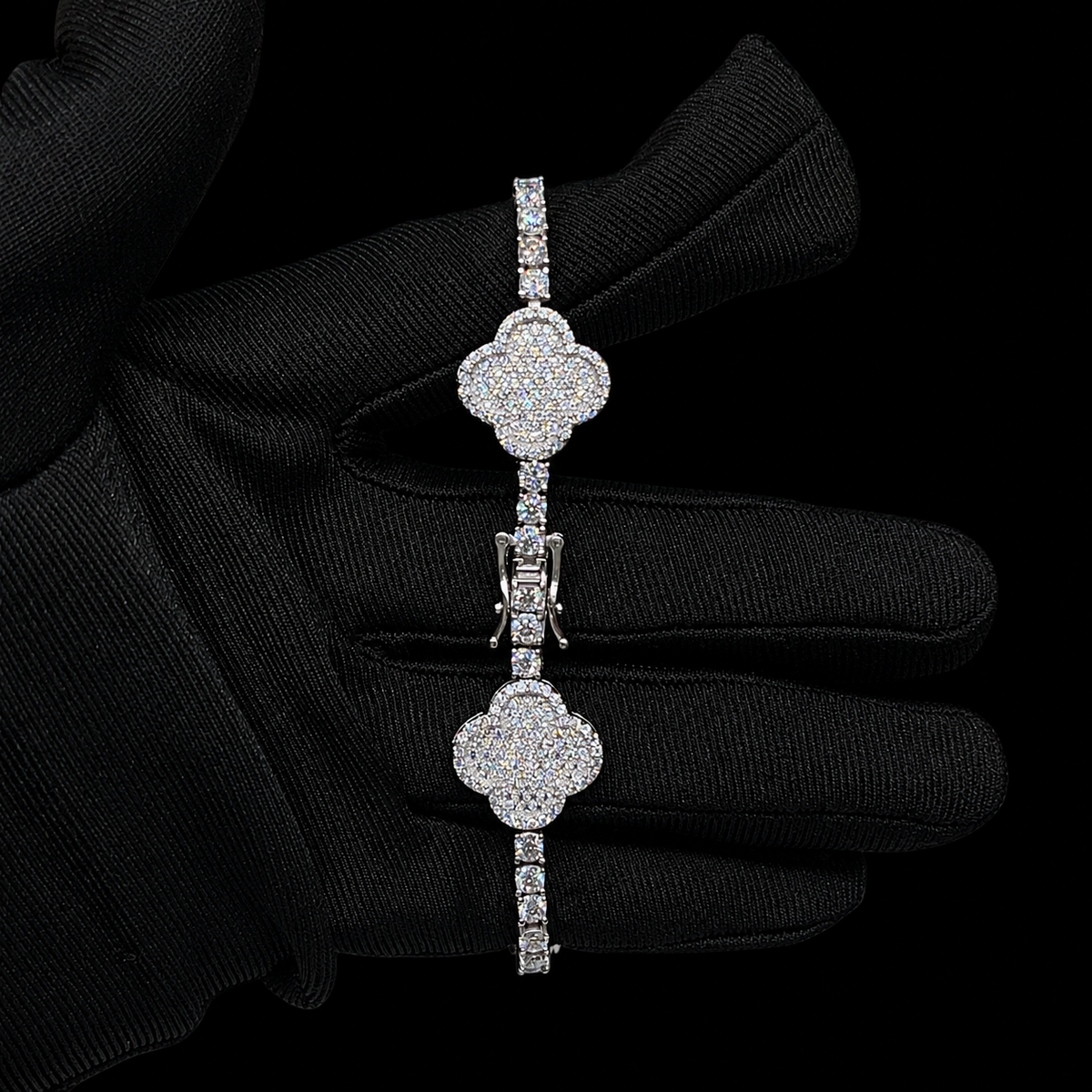 Four Leaf Flower Moissanite Tennis Bracelet – 925 Sterling Silver