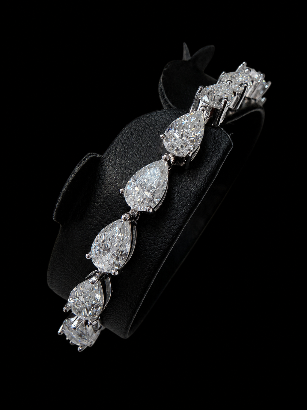 Single Pear Tennis Diamond Bracelet