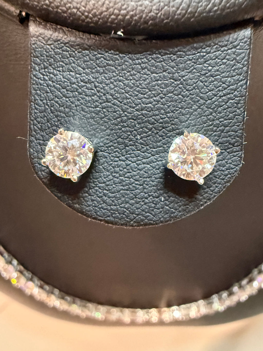 5MM Round Moissanite Diamond Stud Earings