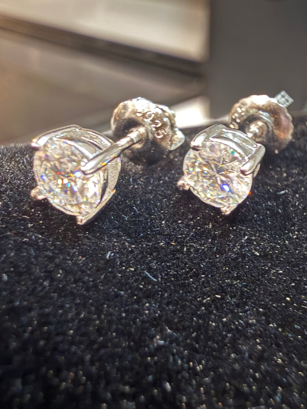5MM Round Moissanite Diamond Stud Earings