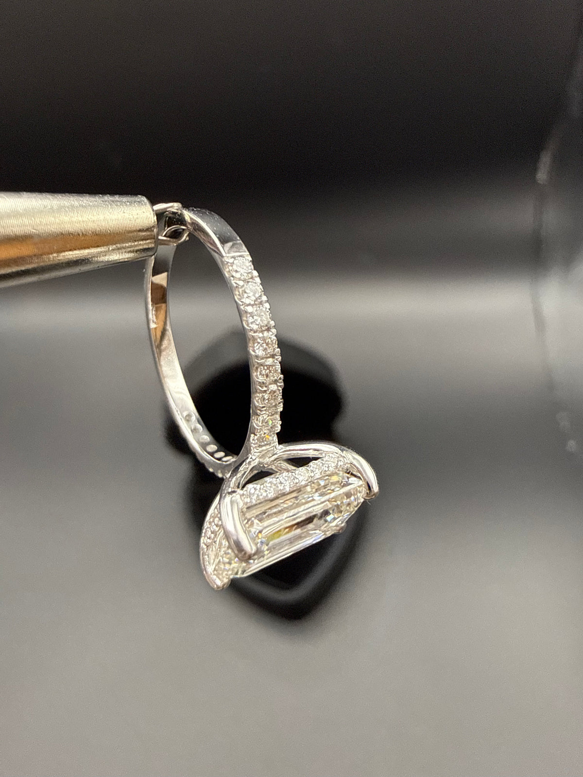 3.10 Carat Emerald Cut Lab-Grown Diamond Ring – IGI Certified, 14K White Gold