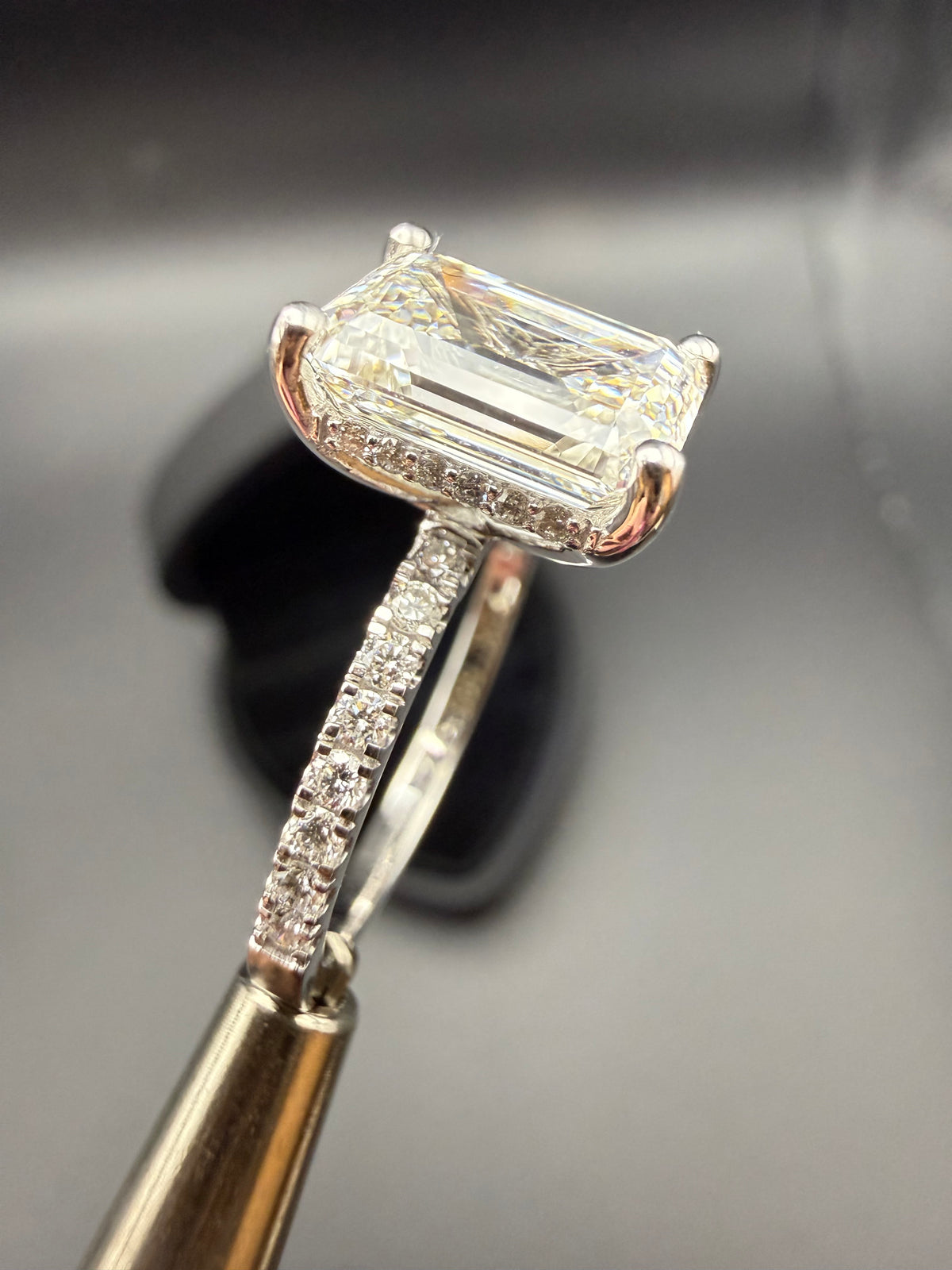 3.10 Carat Emerald Cut Lab-Grown Diamond Ring – IGI Certified, 14K White Gold
