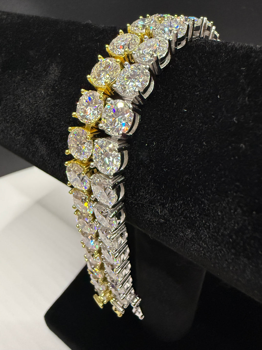 6.5MM Round Cut Moissanite Tennis Bracelet – VVS D-Color, 925 Sterling Silver